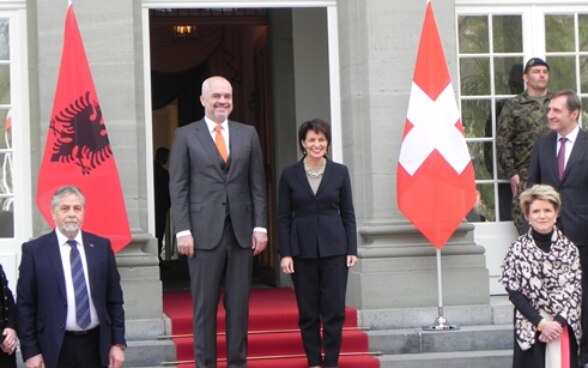 Swiss President Doris Leuthard receives Albanian Prime Minister Edi Rama.