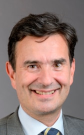Portrait de l'ambassadeur Pierre-Yves Fux