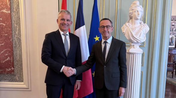 Le conseiller fédéral Beat Jans et le ministre de l'Intérieur français Bruno Retailleau