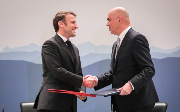 Le président de la République française Emmanuel Macron et le président de la Confédération suisse Alain Berset