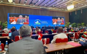 Ignazio Cassis partecipa alla conferenza della Francofonia e rafforza le relazioni con il Ruanda