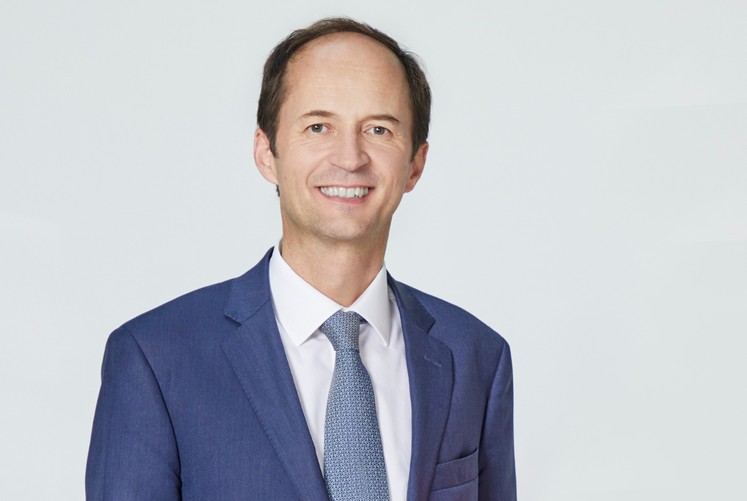 Consul General, Ambassador Niculin Jäger
